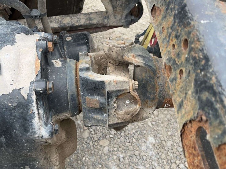 2014-freightliner-cascadia-125-image-14