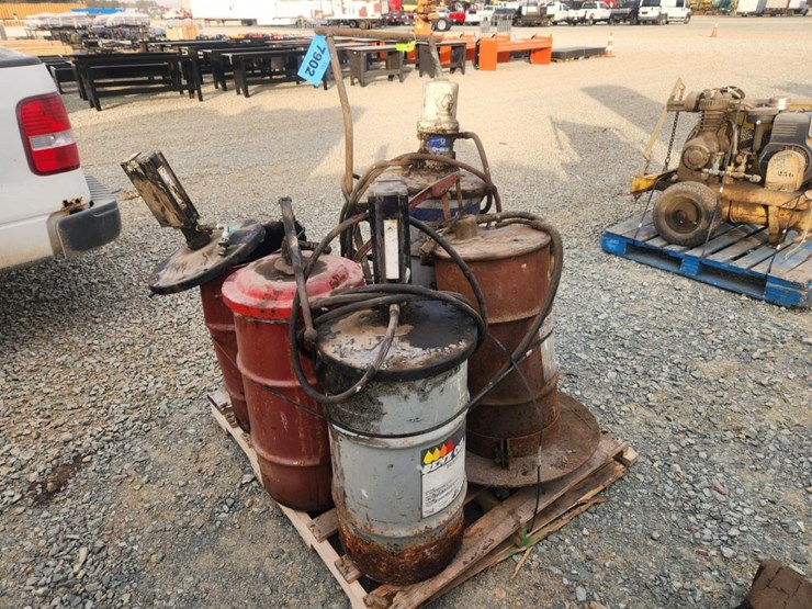 #6016-•-(5)-grease-pumps-image-4