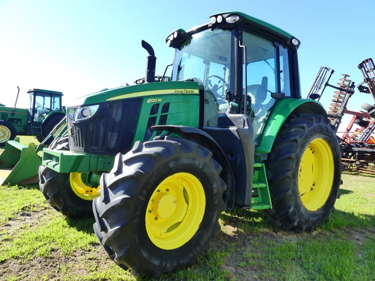 2020-john-deere-6120m-image-2