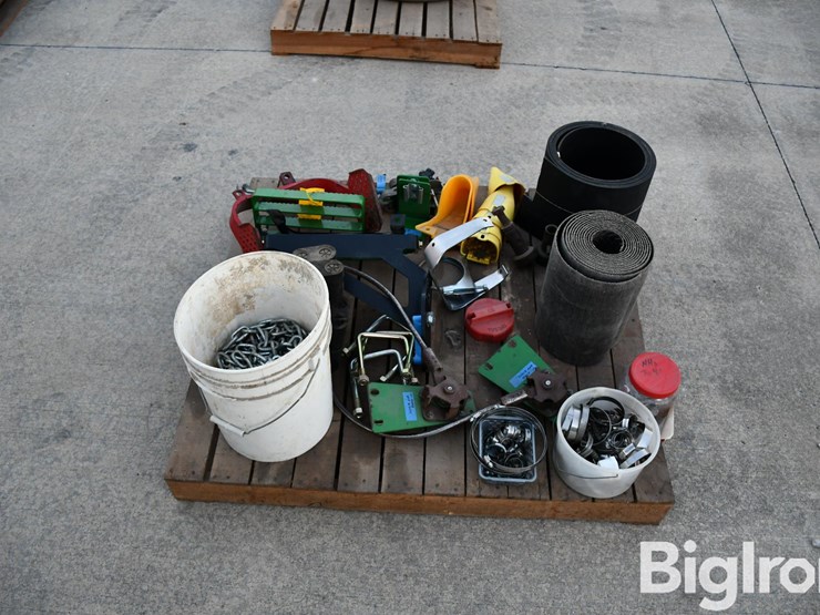 pallet-of-farm-support-image-8