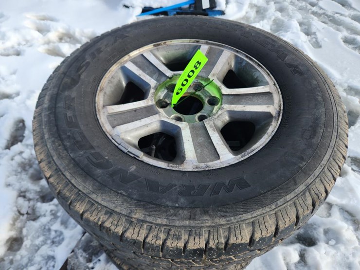 #6008-•-(4)-goodyear-265/70r17-tires-w/rims-image-5