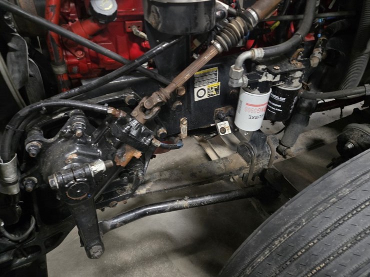 2015-kenworth-t680-image-44