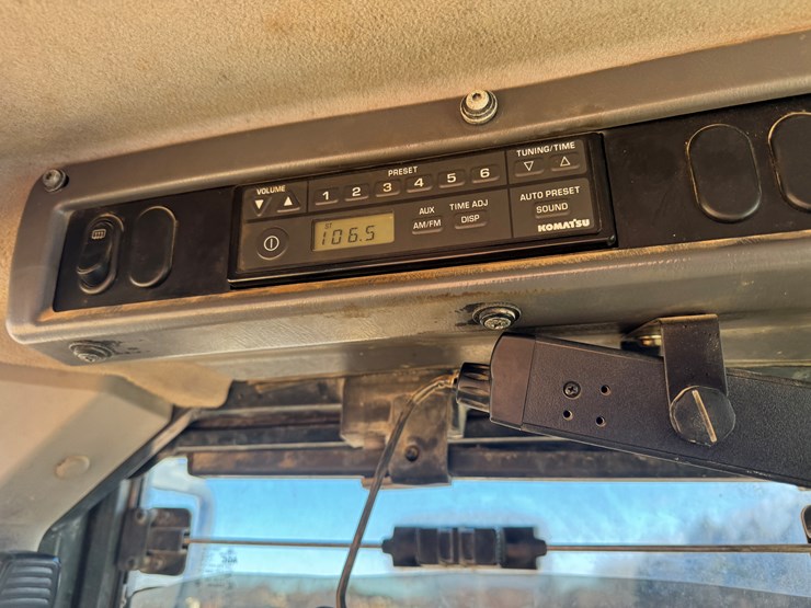 komatsu-wa380-7-image-57