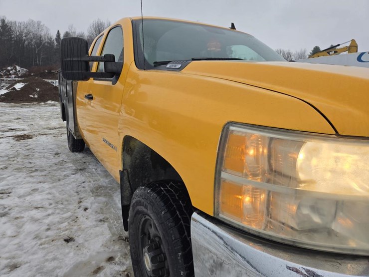 2008-chevrolet-2500-image-11