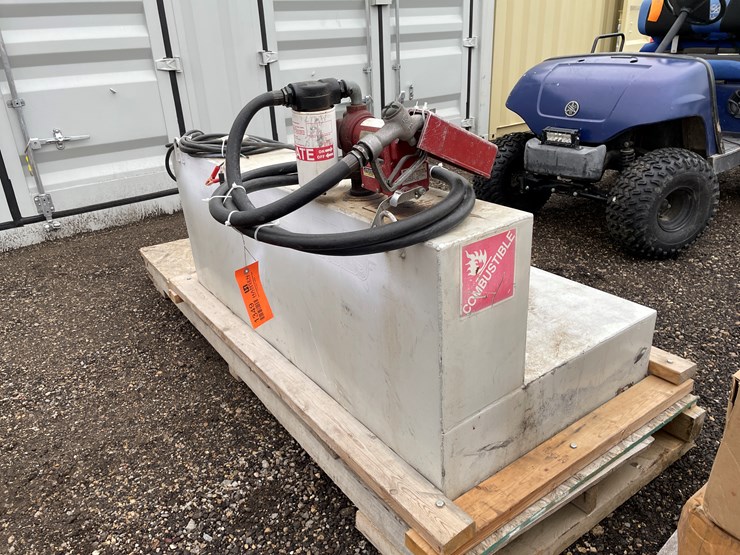 #1349-•-105-gallon-fuel-tank-with-electric-pump-image-5