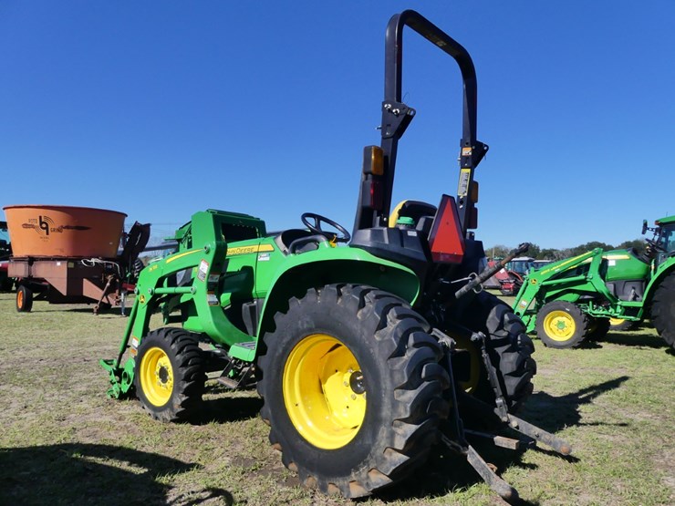 2022-john-deere-3025e-image-4