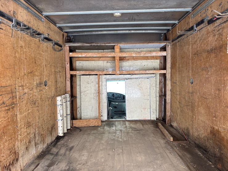 #1117-•-2005-ford-econoline-w/-15'-abc-van-body-image-22