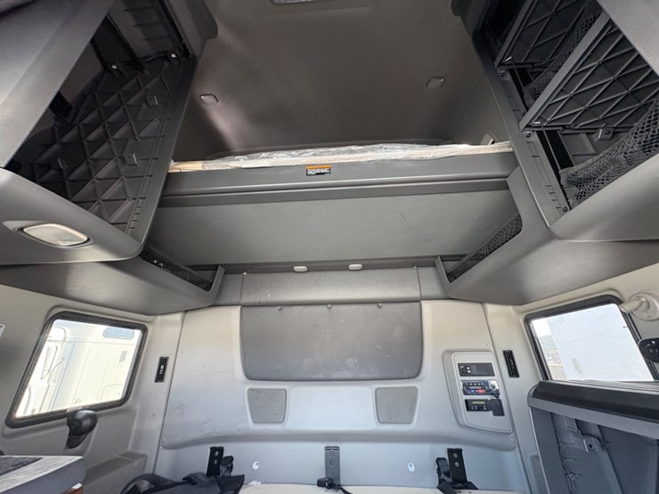 2019-international-lt-image-13