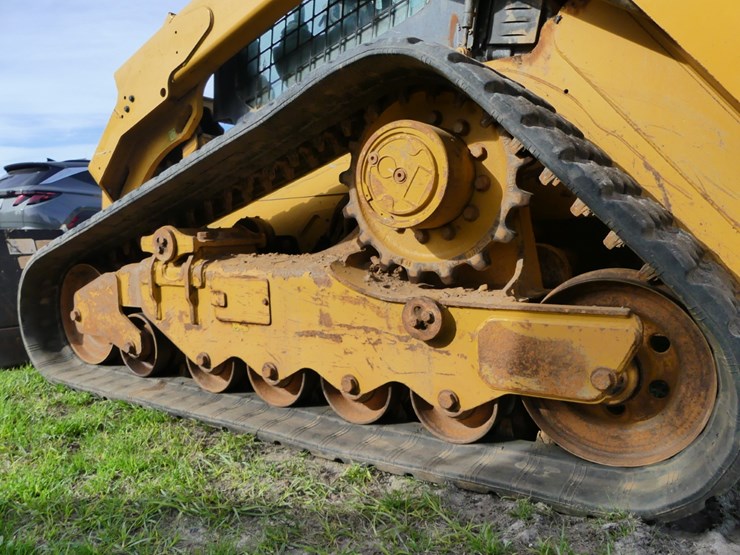 2022-caterpillar-289d3-image-5