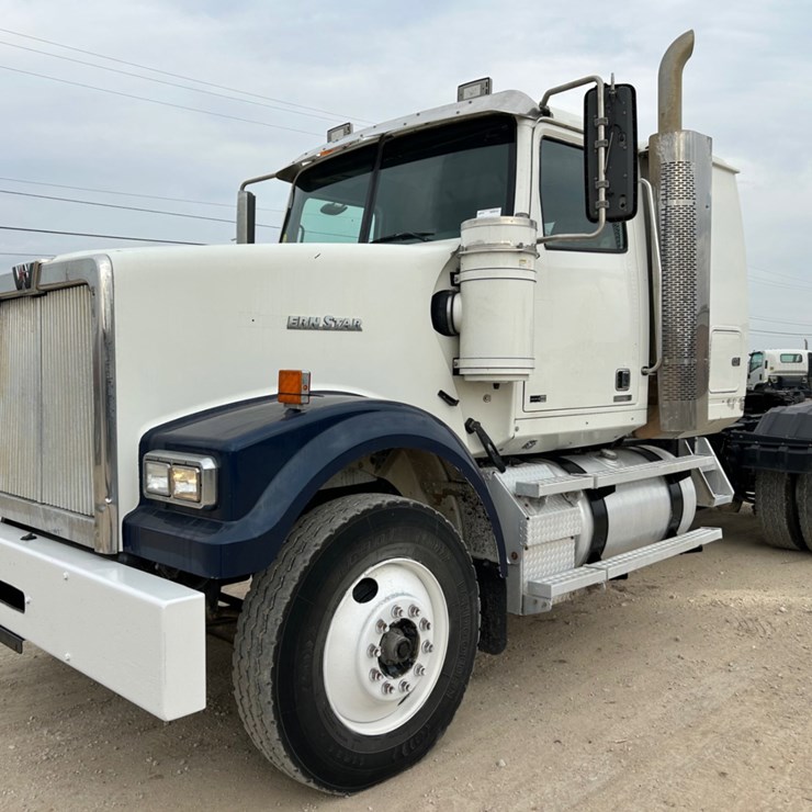 2014 WESTERN STAR 4900