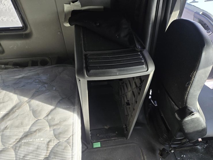 2019-international-lt-image-65