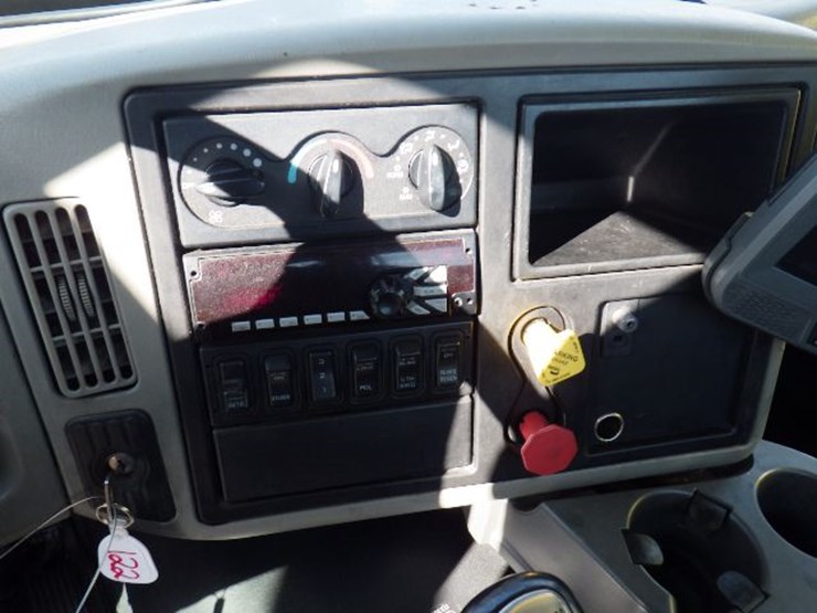 2016-international-transtar-8600-image-20