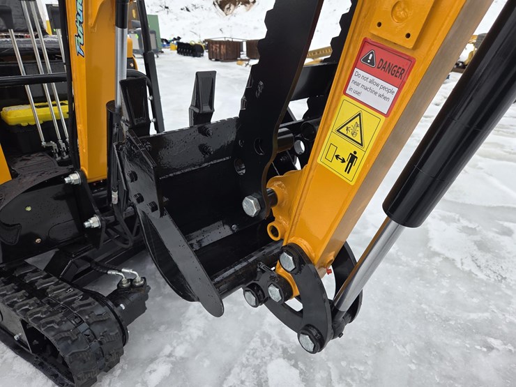 #2188-•-unused-future-ft15-mini-excavator-image-10