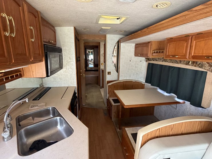 2000-itasca-suncruiser-37g-class-a-rv-image-7