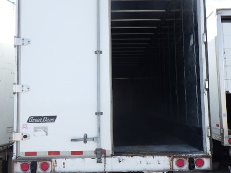 2012-great-dane-van-image-10