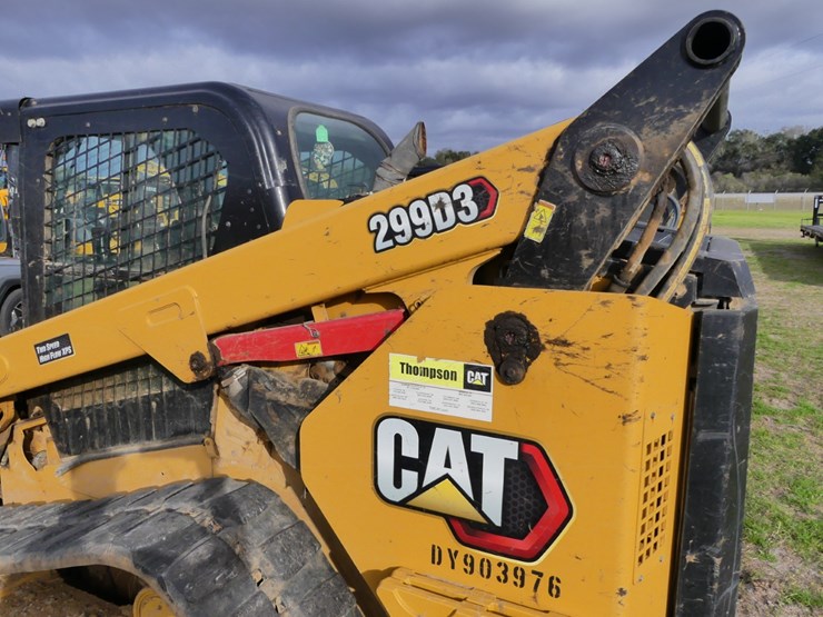 2021-caterpillar-299d3-image-5