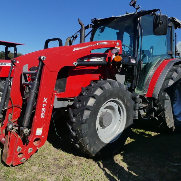 MASSEY-FERGUSON 4710