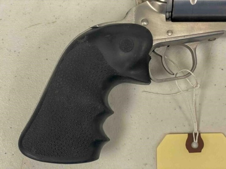 magnum-research-revolver-image-12