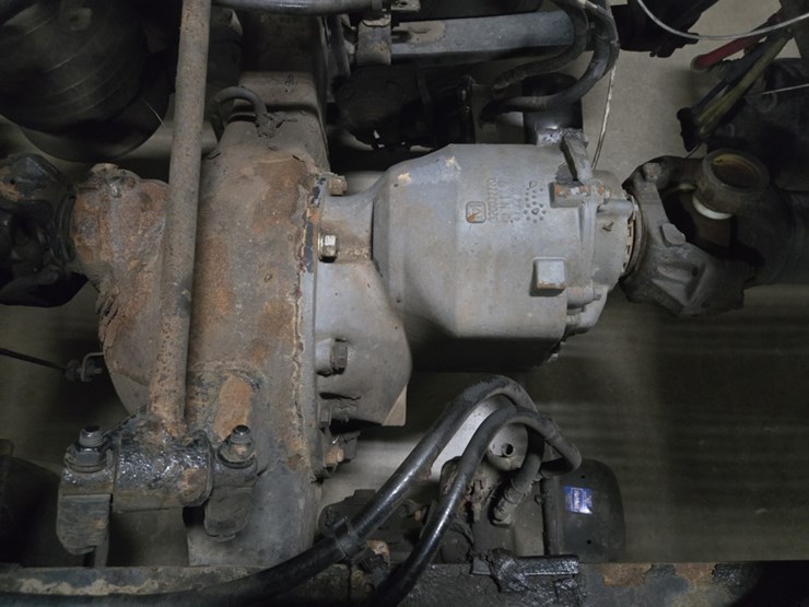 #2295-•-2016-freightliner-cascadia-day-cab-truck-tractor-image-36