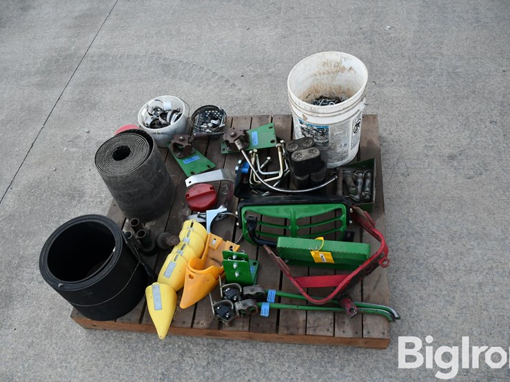 pallet-of-farm-support-image-4