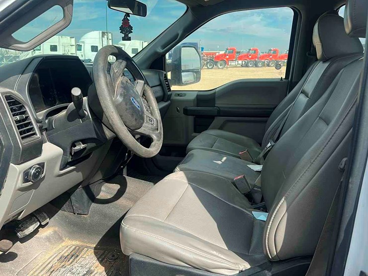 2018-ford-f350-image-6