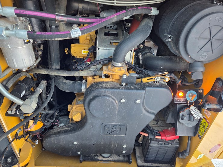 caterpillar-299d3-image-24
