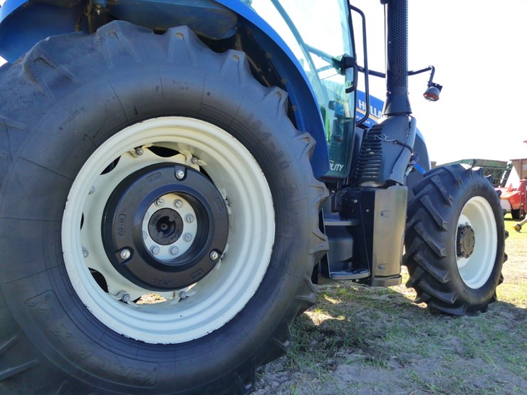 2021-new-holland-powerstar-110-image-7