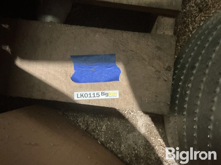 john-deere-200-image-19