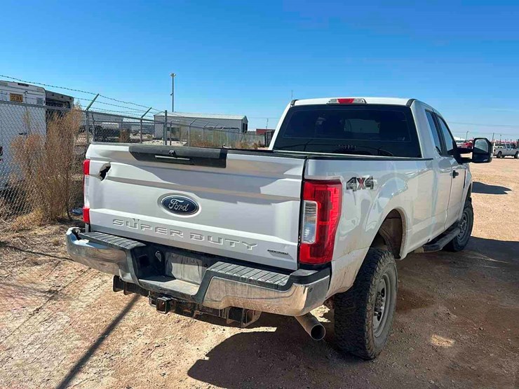 2019-ford-f250-image-4