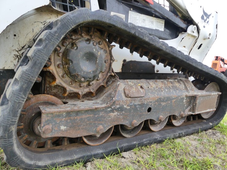 2018-bobcat-t590-image-6