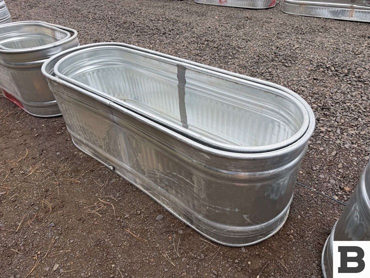 behlen-country-galvanized-round-end-stock-tank---factory-defect/damaged-image-3