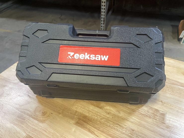 #2047-•-milwaukee-compatible-18v-mini-cordless-chainsaw-kit-with-18v-8ah-battery,-in-case-(pr12)-image-13