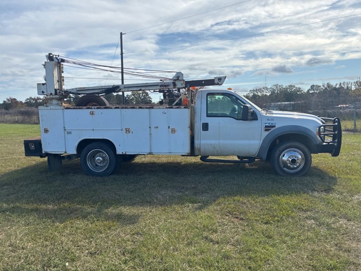 2008-ford-f550-image-4