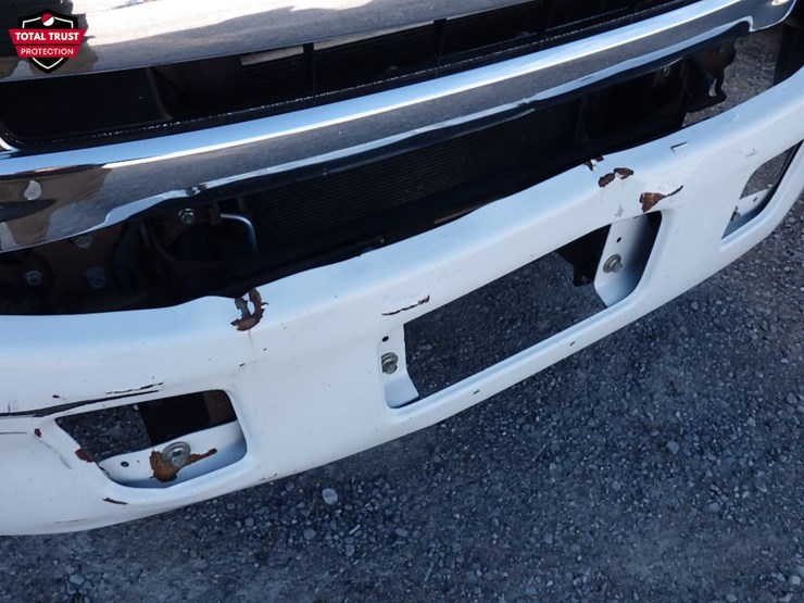 2020-hino-268a-image-4