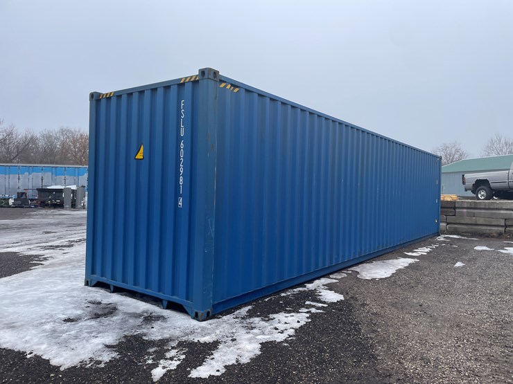 #1101-•-40'-high-cube-shipping-container-image-4