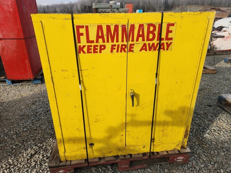 #6027-•-general-air-compressor-and-cabinet-image-5