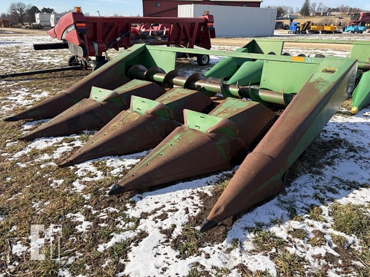 john-deere-444-image-1