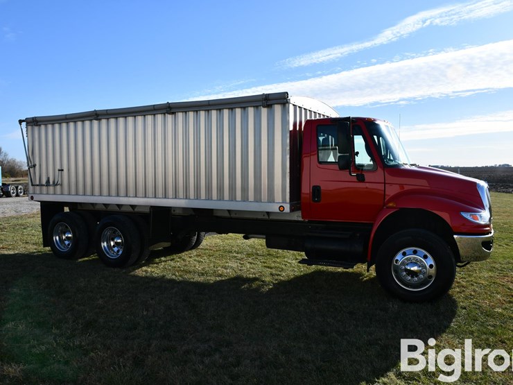 2007-international-durastar-4400-image-3