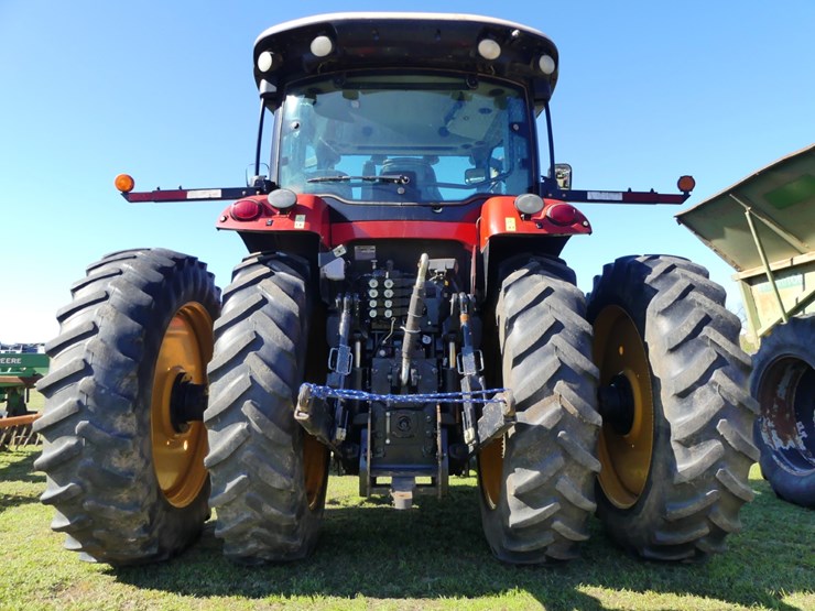 2017-versatile-260-image-5