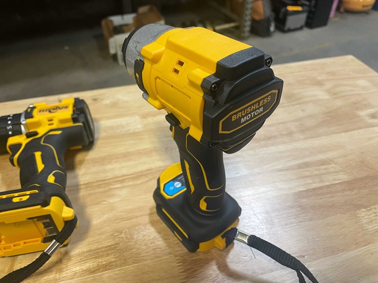 #2037-•-dewalt-compatible-20v-cordless-impact-driver-and-hammer-drill-with-(2)-8ah-batteries-and-battery-charger-in-carrying-case-(pr12)-image-12