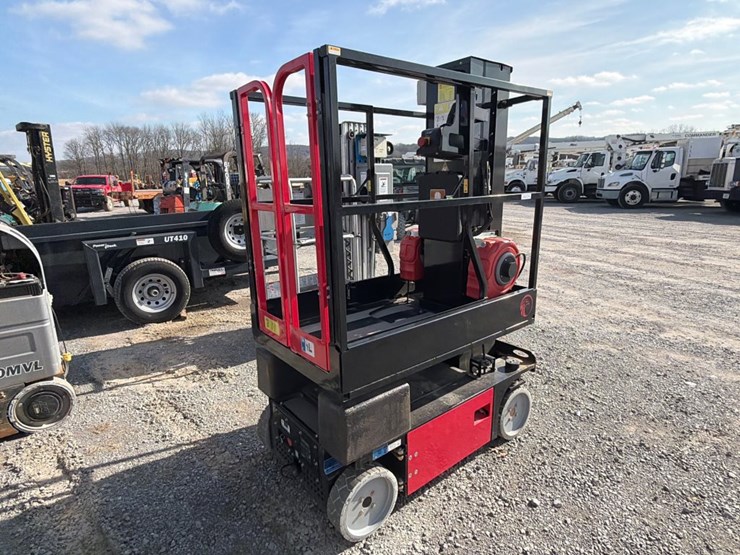 #30554-•-2022-reeslift-hml-20sp-scissor-lift-image-2