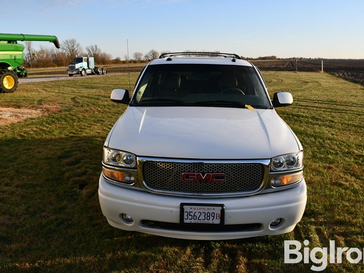 2003-gmc-yukon-xl-image-2