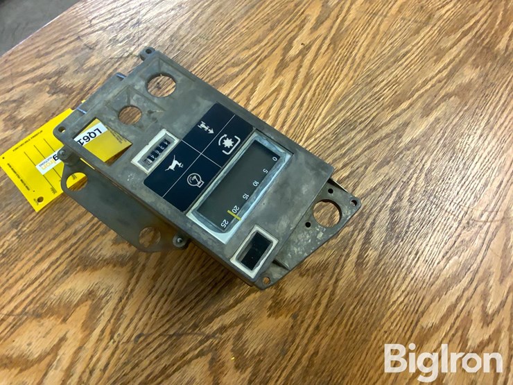 john-deere-tachometer-image-7