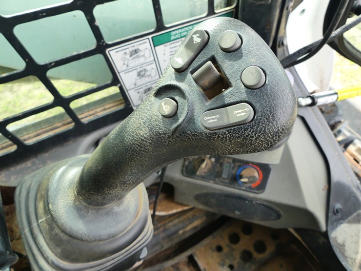 2016-bobcat-t650-image-17