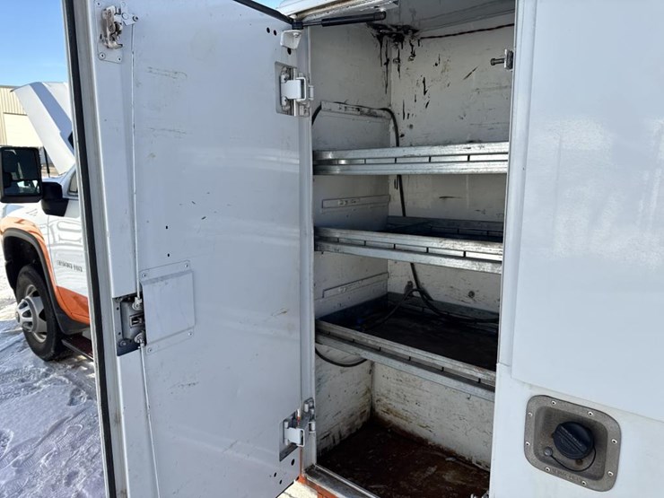 chevrolet-3500-image-18