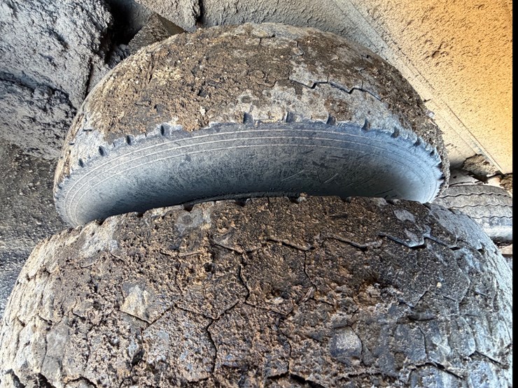 2011-mack-rd688s-image-14