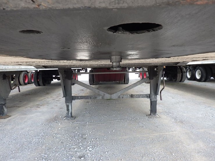 2018-hyundai-translead-image-3