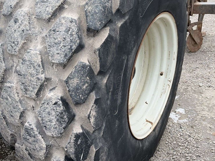 balzer-manure-tank-with-raven-computer-control,-for-knifing-in-manure,-6800-gallon-tank,-hydraulic-pump,-no-pto-image-18