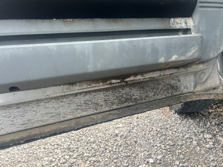 2015-ford-f350-xl-image-24