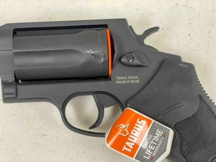 taurus-revolver-image-8
